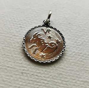 925 capricorn  pendant